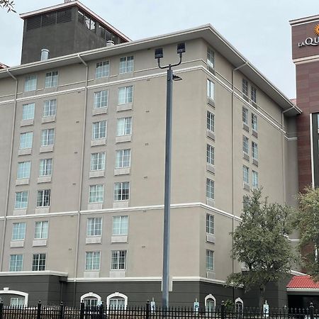 Hotel La Quinta By Wyndham San Antonio Airport Extérieur photo