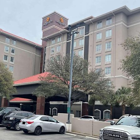 Hotel La Quinta By Wyndham San Antonio Airport Extérieur photo