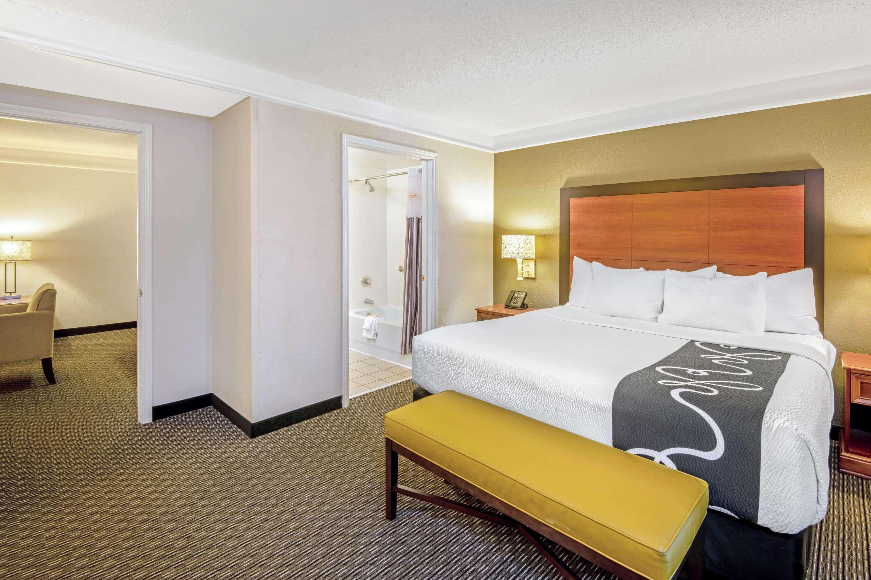 Hotel La Quinta By Wyndham San Antonio Airport Extérieur photo