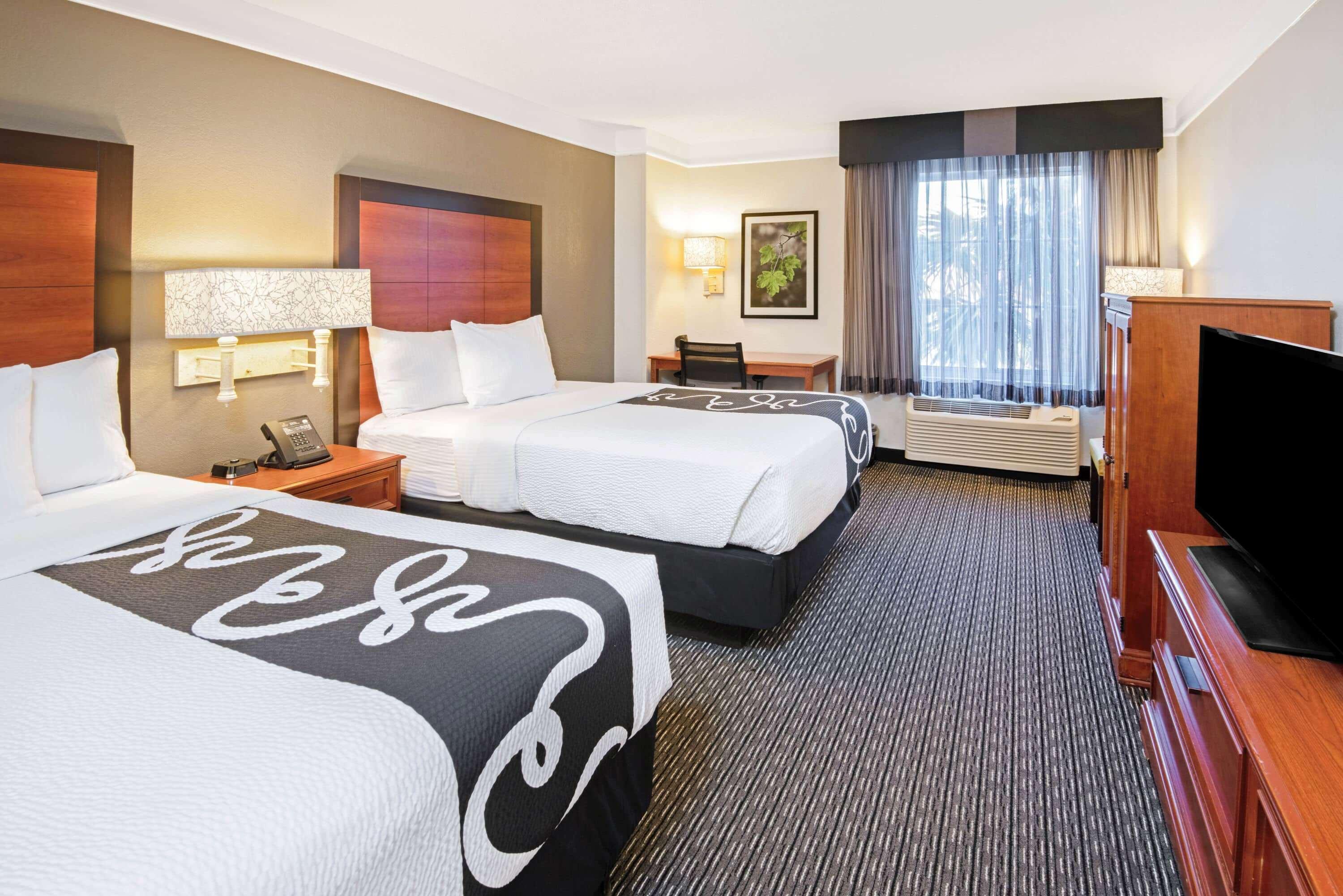 Hotel La Quinta By Wyndham San Antonio Airport Extérieur photo