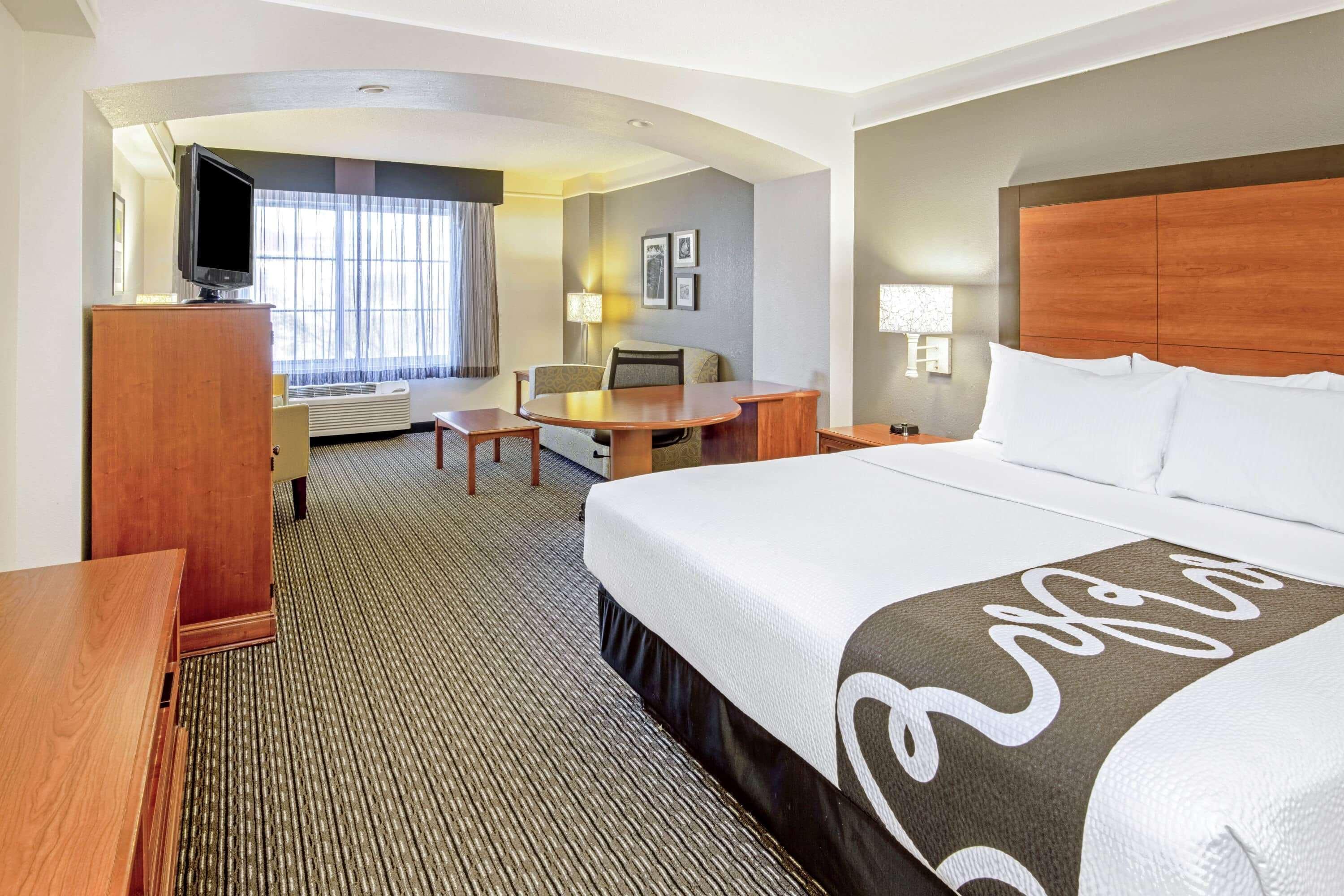Hotel La Quinta By Wyndham San Antonio Airport Extérieur photo