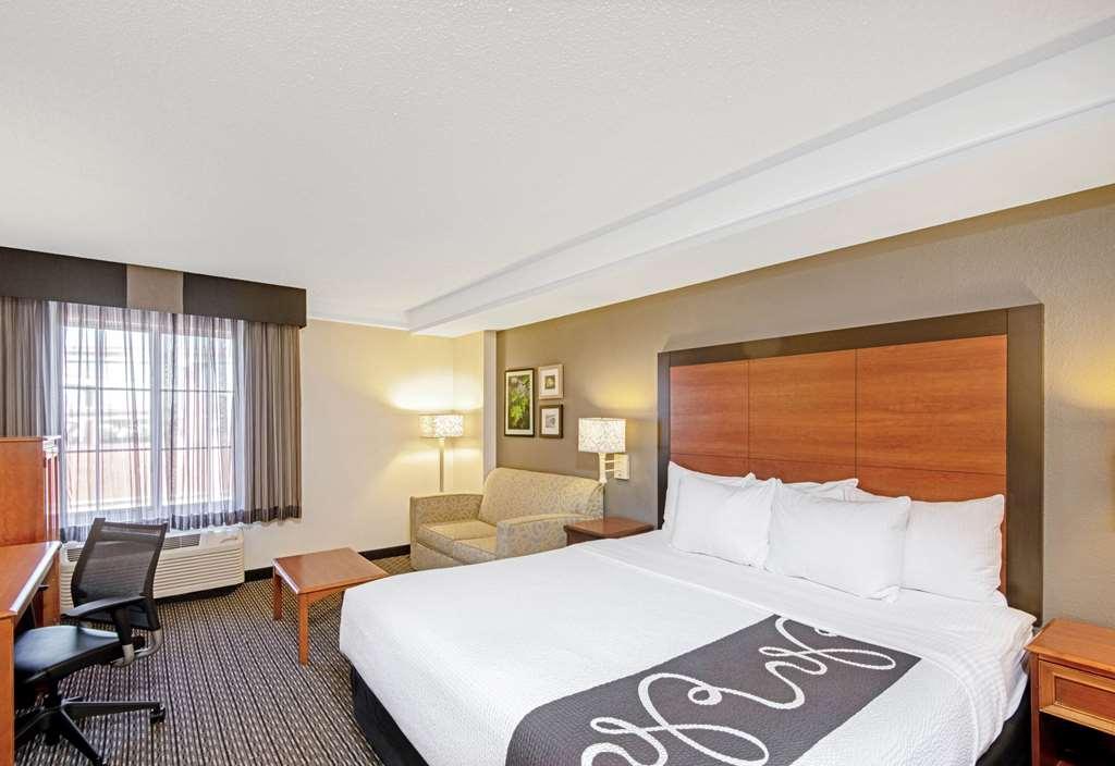 Hotel La Quinta By Wyndham San Antonio Airport Chambre photo