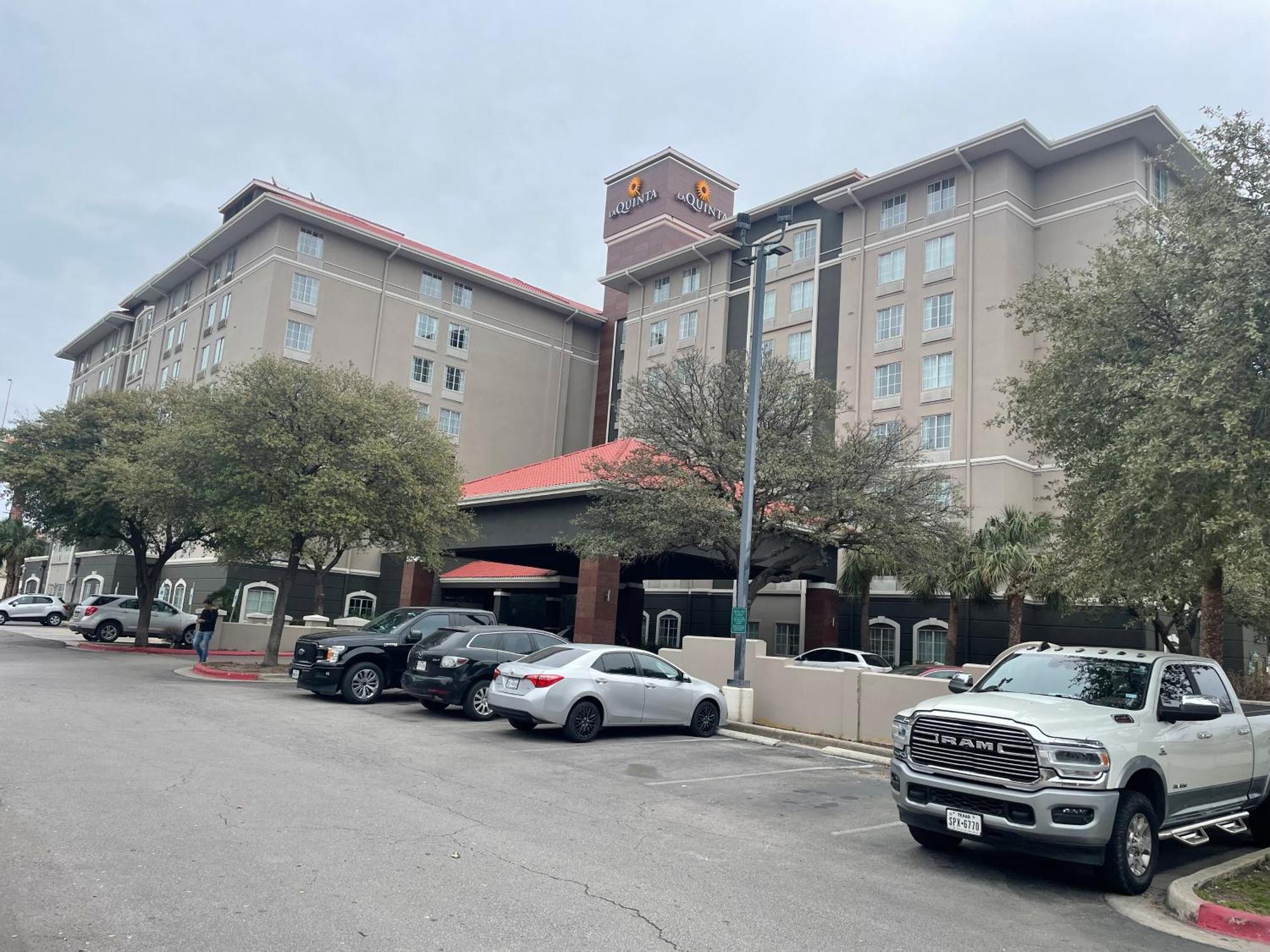 Hotel La Quinta By Wyndham San Antonio Airport Extérieur photo